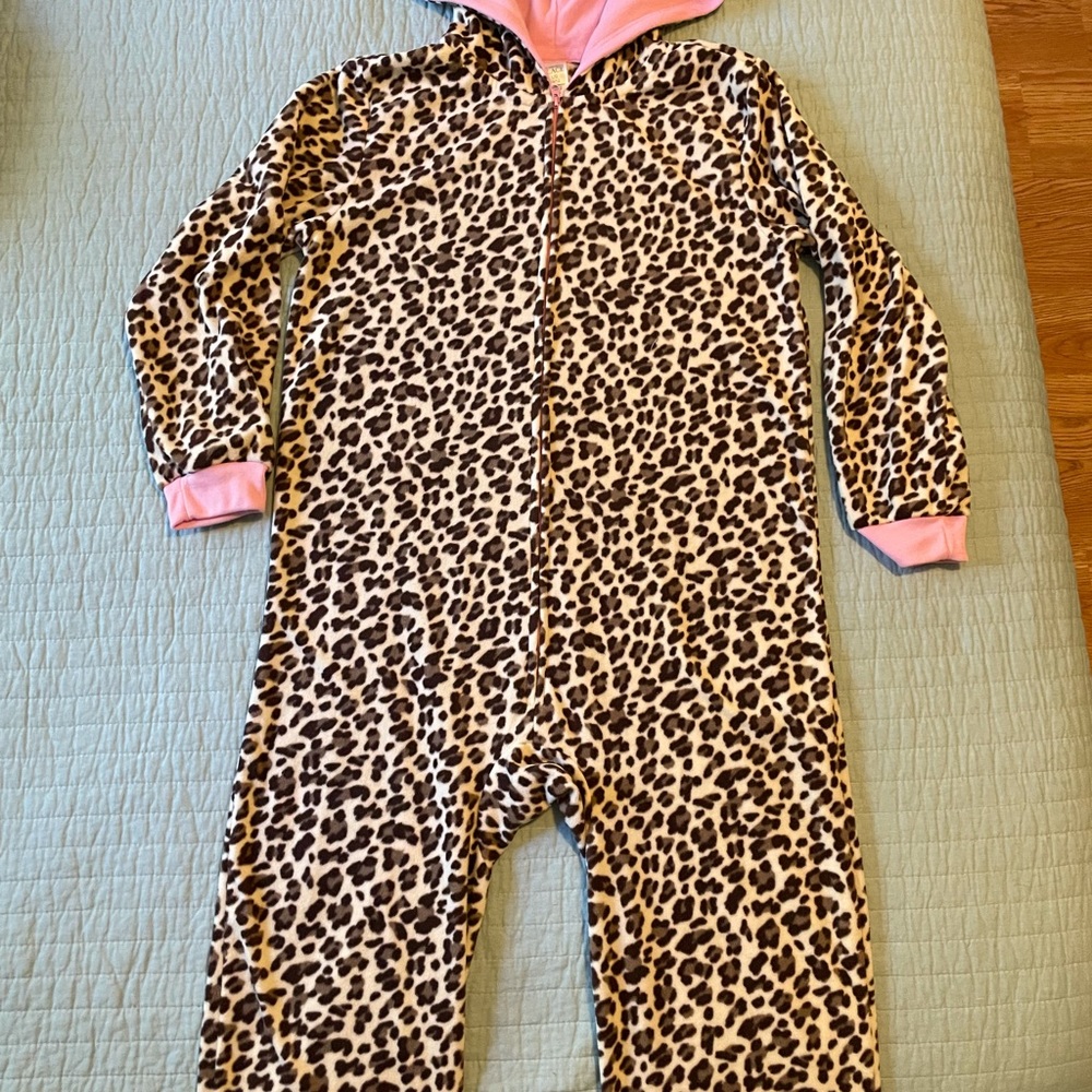 THE CHILDRENS PLACE Hooded Leopard Print Jammies